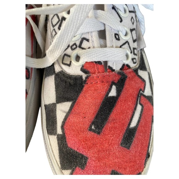 Custom hand painted Indiana University Vans size 7.5 Womens - Picture 4 of 8